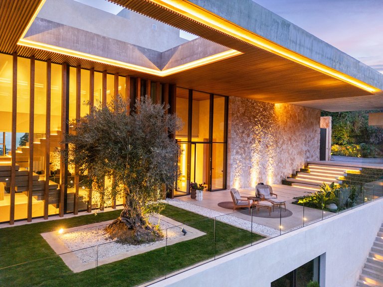 Villa for Sale in El Madroñal, Malaga 34
