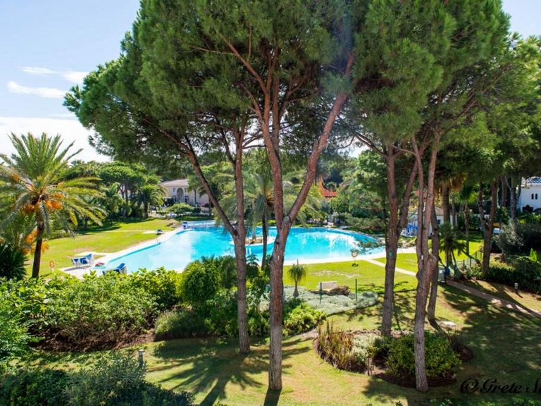 Apartment for Sale in El Presidente, Malaga 2