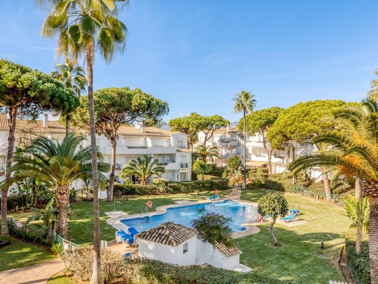 Apartment for Sale in El Presidente, Malaga 22