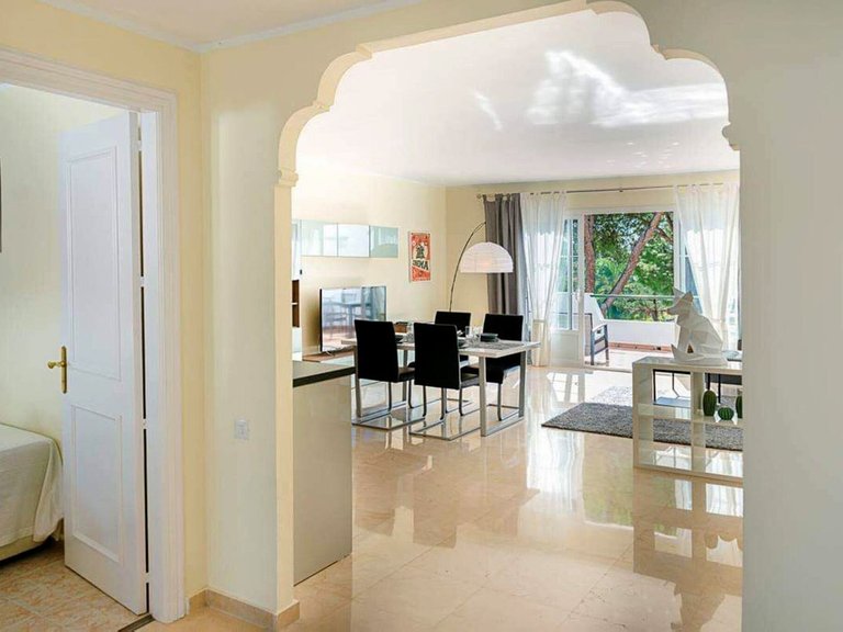 Apartment for Sale in El Presidente, Malaga 4