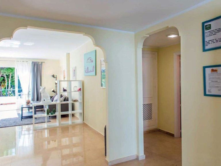 Apartment for Sale in El Presidente, Malaga 5