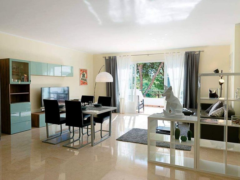 Apartment for Sale in El Presidente, Malaga 7