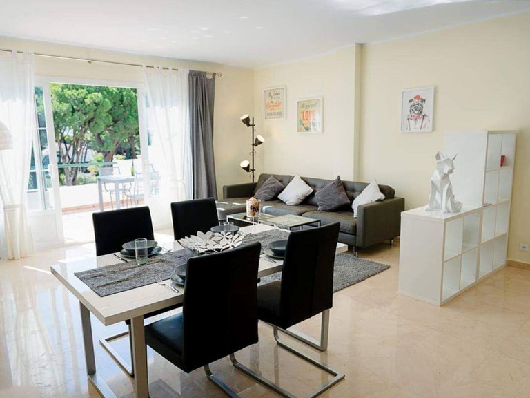 Apartment for Sale in El Presidente, Malaga 8