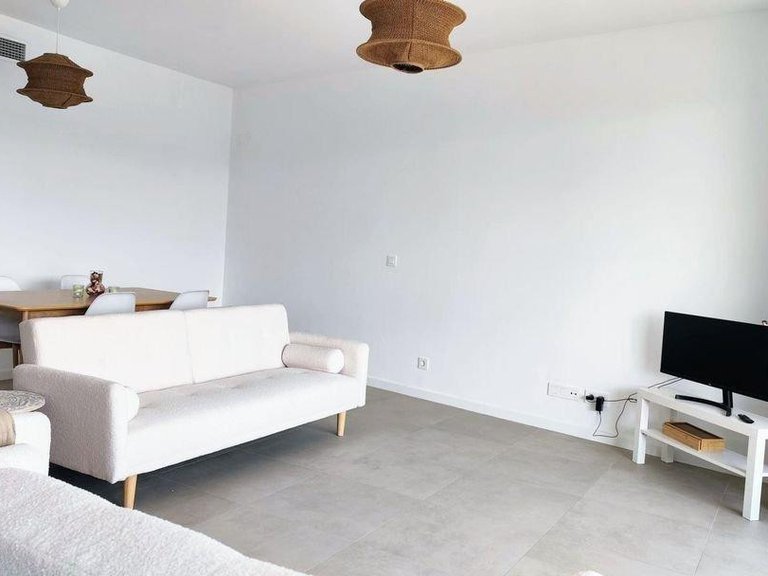 Apartment for Sale in Los Alamos, Malaga 12