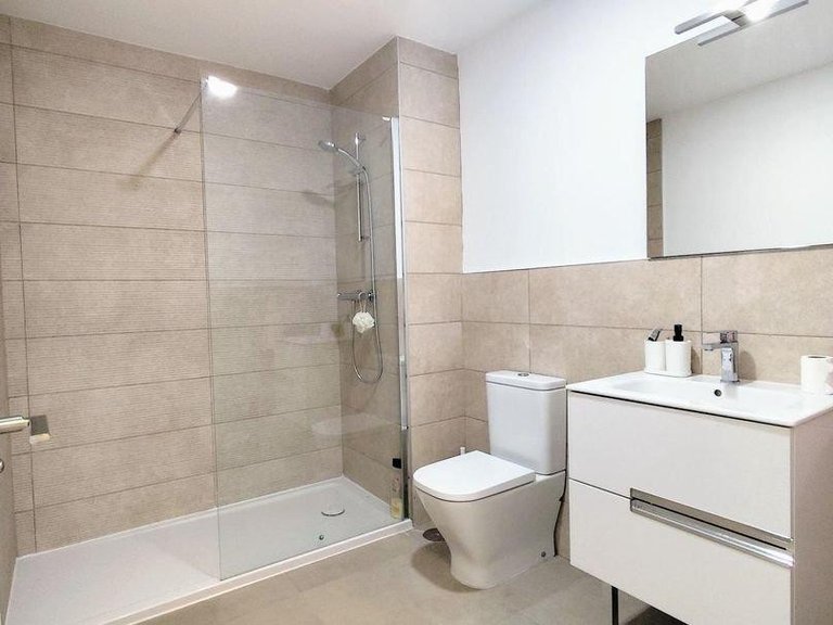 Apartment for Sale in Los Alamos, Malaga 28