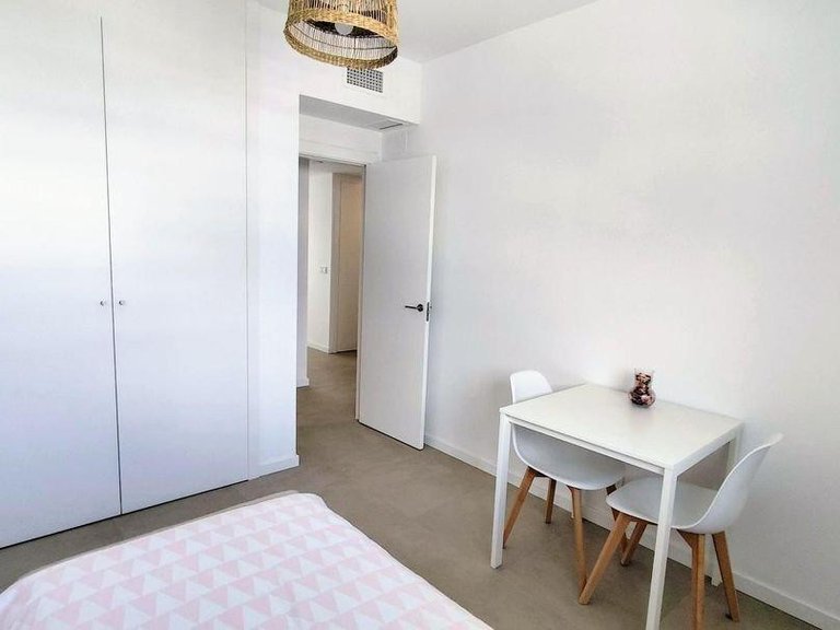 Apartment for Sale in Los Alamos, Malaga 38