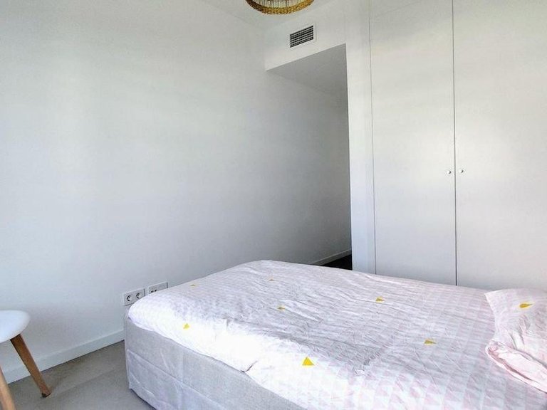 Apartment for Sale in Los Alamos, Malaga 40