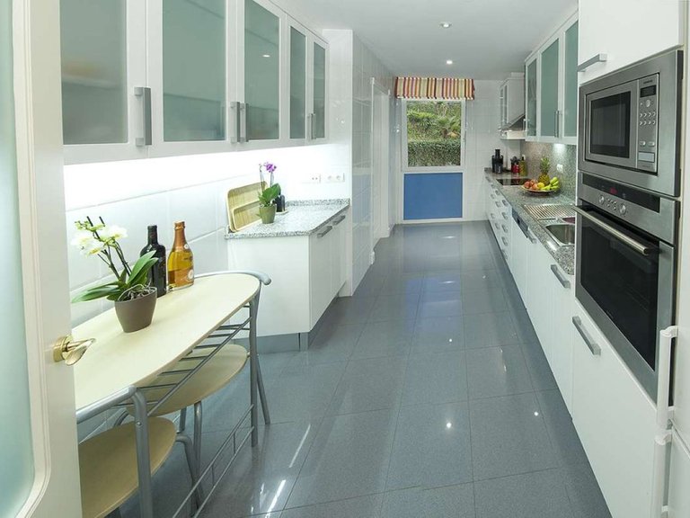 Apartment for Sale in Nueva Andalucía, Malaga 3