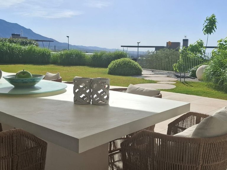 Apartment for Sale in La Quinta, Malaga 8