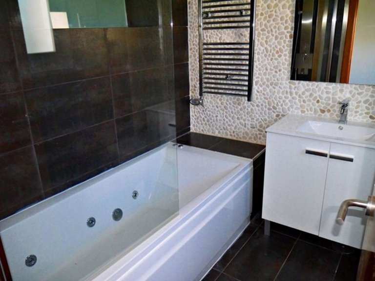 Villa for Sale in Calahonda, Malaga 10