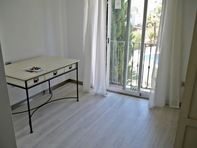 Villa for Sale in Calahonda, Malaga 8