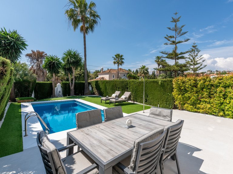 Villa for Sale in Bel Air, Malaga 19