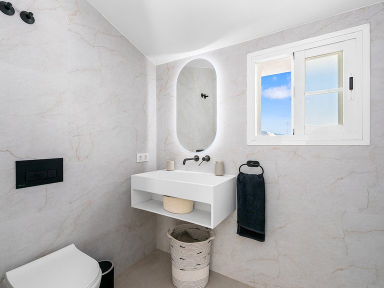 Villa for Sale in Bel Air, Malaga 39