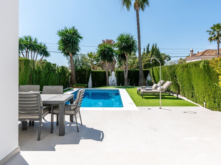 Villa for Sale in Bel Air, Malaga 4