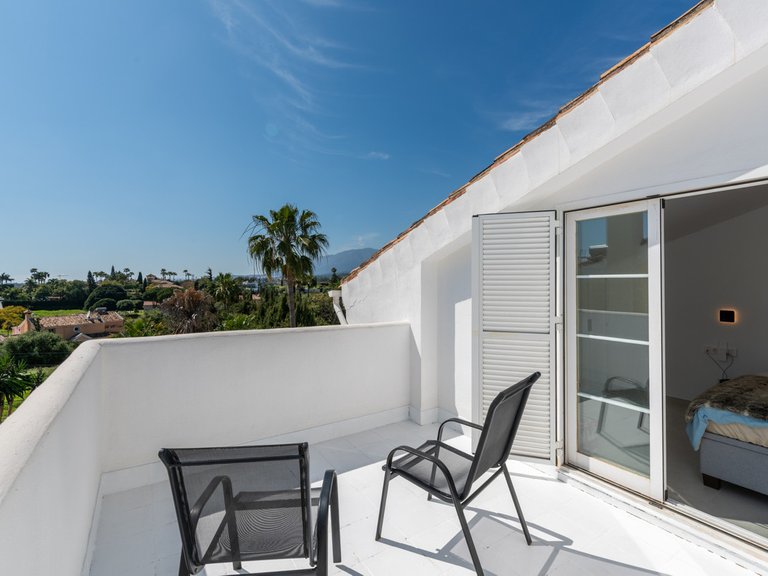 Villa for Sale in Bel Air, Malaga 41