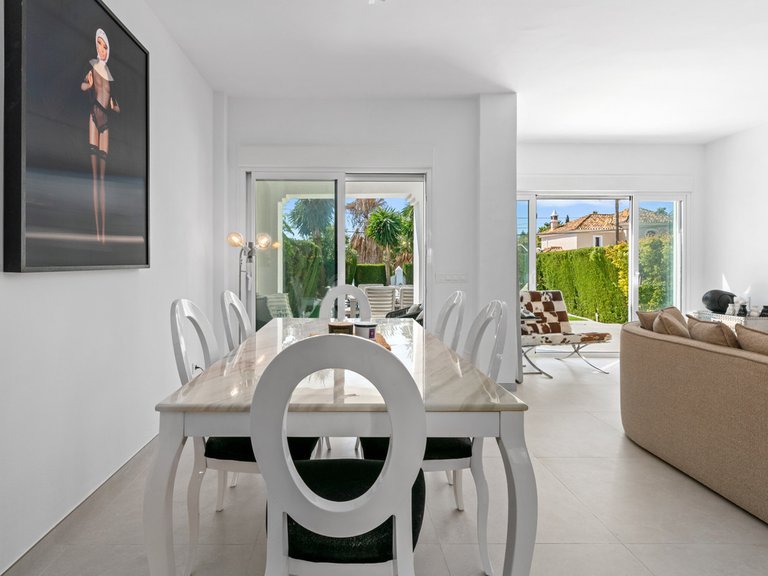 Villa for Sale in Bel Air, Malaga 8