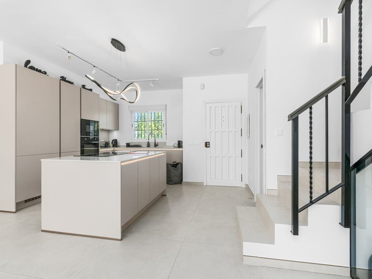 Villa for Sale in Bel Air, Malaga 9