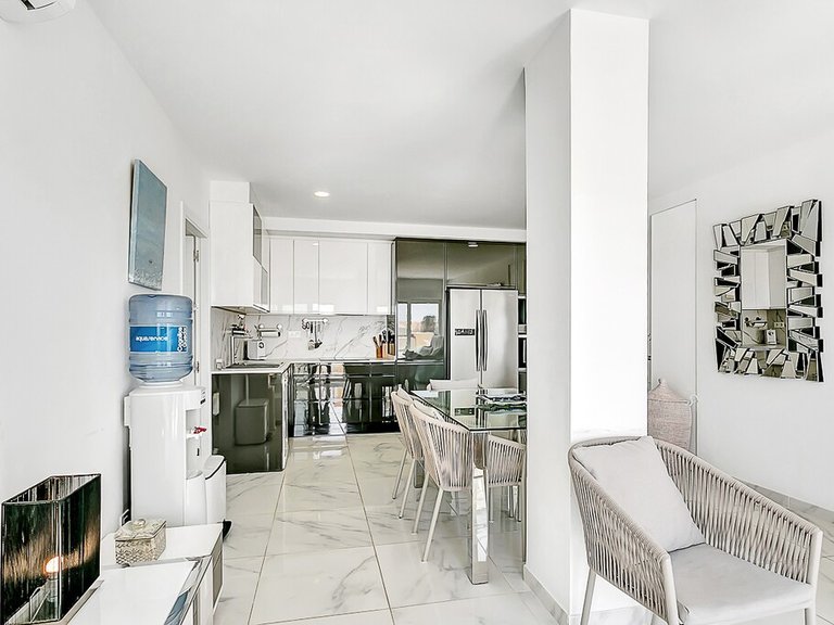 Apartment for Sale in Marbella, Malaga 12