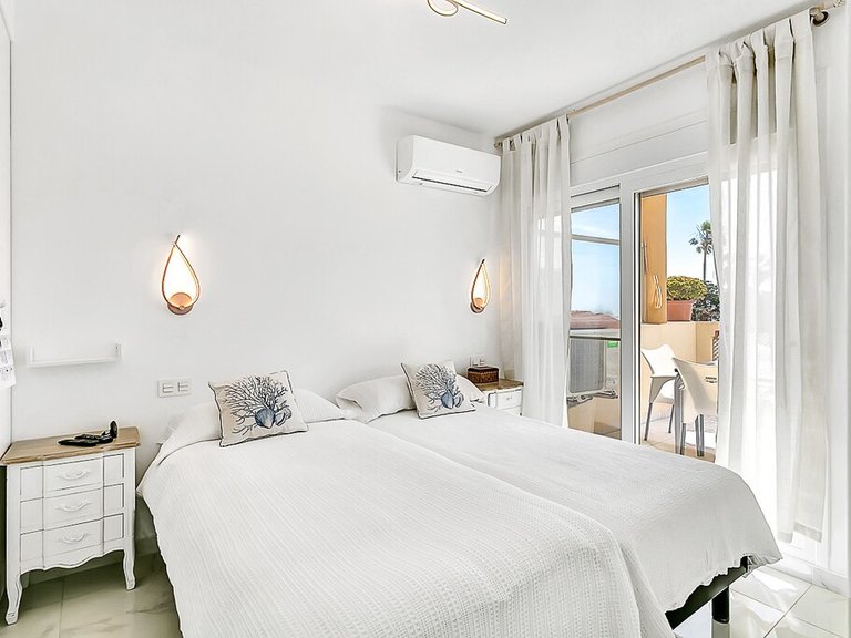 Apartment for Sale in Marbella, Malaga 16