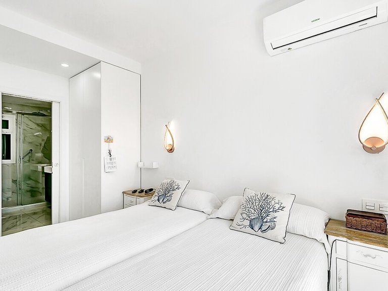 Apartment for Sale in Marbella, Malaga 17