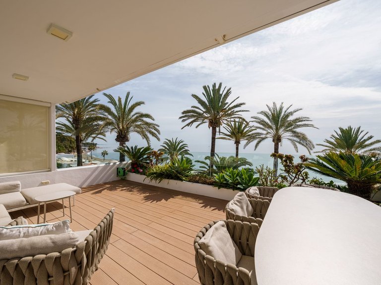 Apartment for Sale in The Golden Mile, Malaga 19