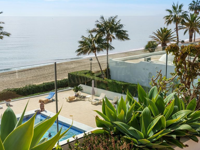 Apartment for Sale in The Golden Mile, Malaga 20