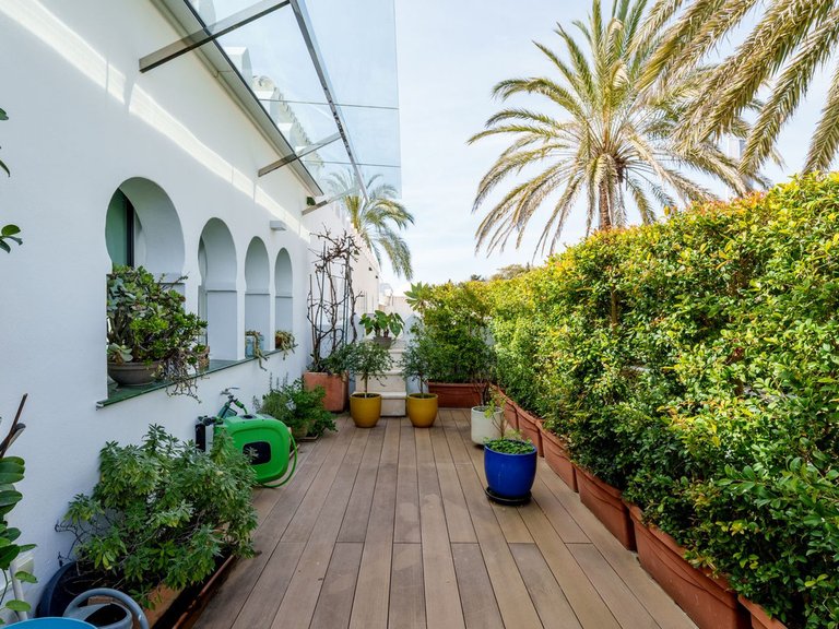 Apartment for Sale in The Golden Mile, Malaga 22