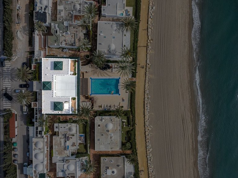 Apartment for Sale in The Golden Mile, Malaga 24