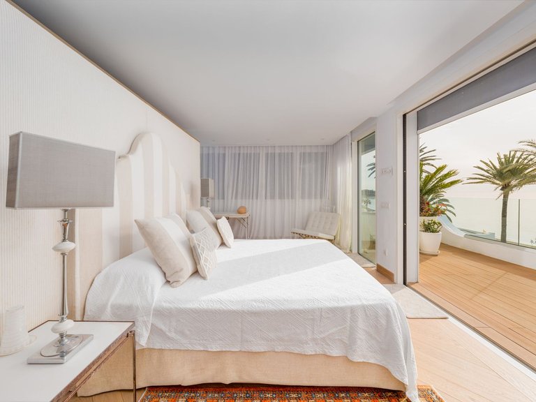 Apartment for Sale in The Golden Mile, Malaga 7