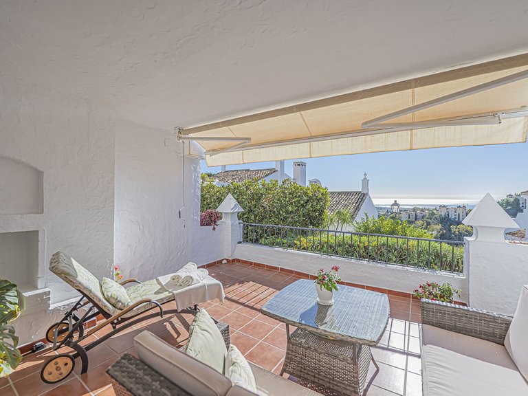 Apartment for Sale in Benahavís, Malaga 1