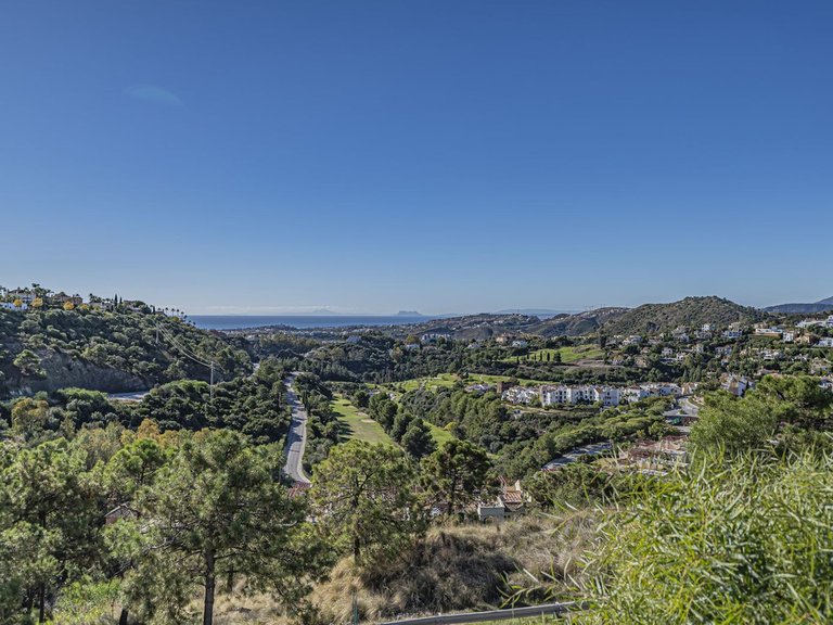 Apartment for Sale in Benahavís, Malaga 10