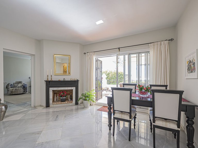 Apartment for Sale in Benahavís, Malaga 13