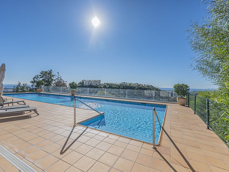 Apartment for Sale in Benahavís, Malaga 14