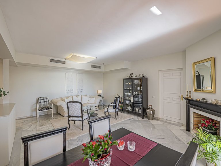 Apartment for Sale in Benahavís, Malaga 16