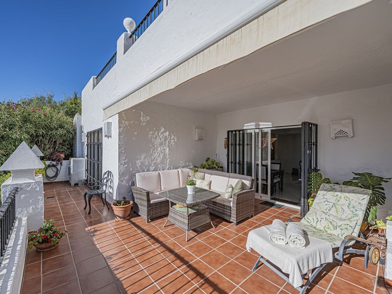 Apartment for Sale in Benahavís, Malaga 18