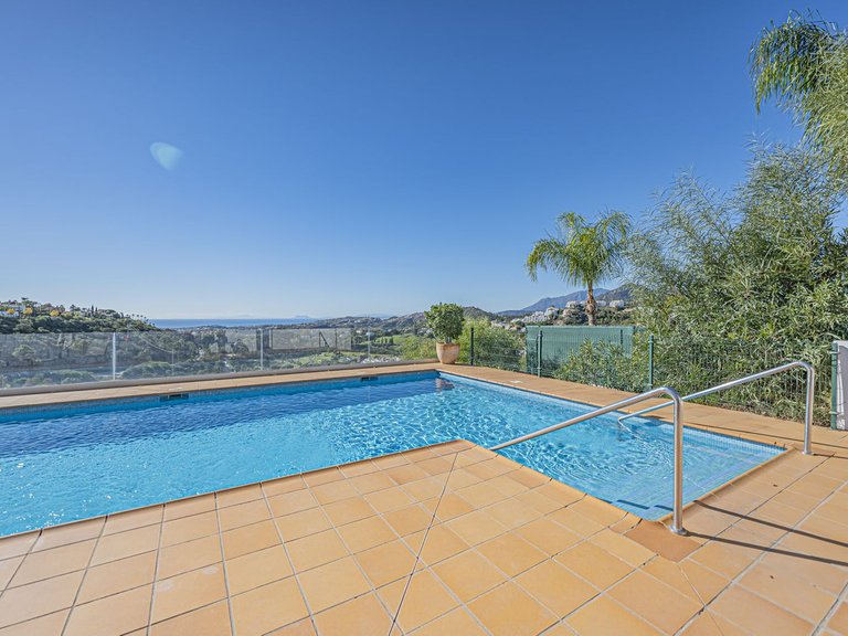 Apartment for Sale in Benahavís, Malaga 2