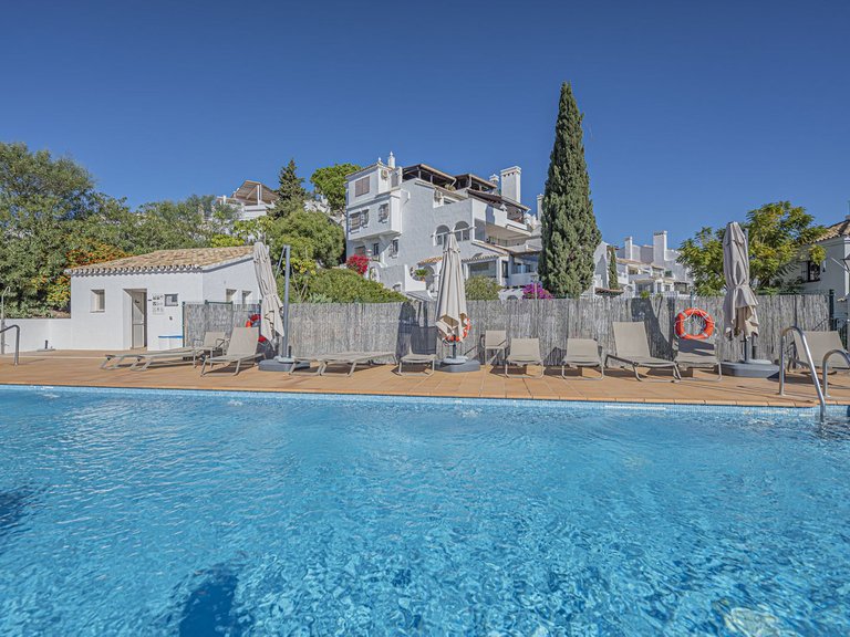 Apartment for Sale in Benahavís, Malaga 3