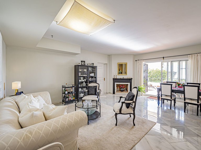 Apartment for Sale in Benahavís, Malaga 4