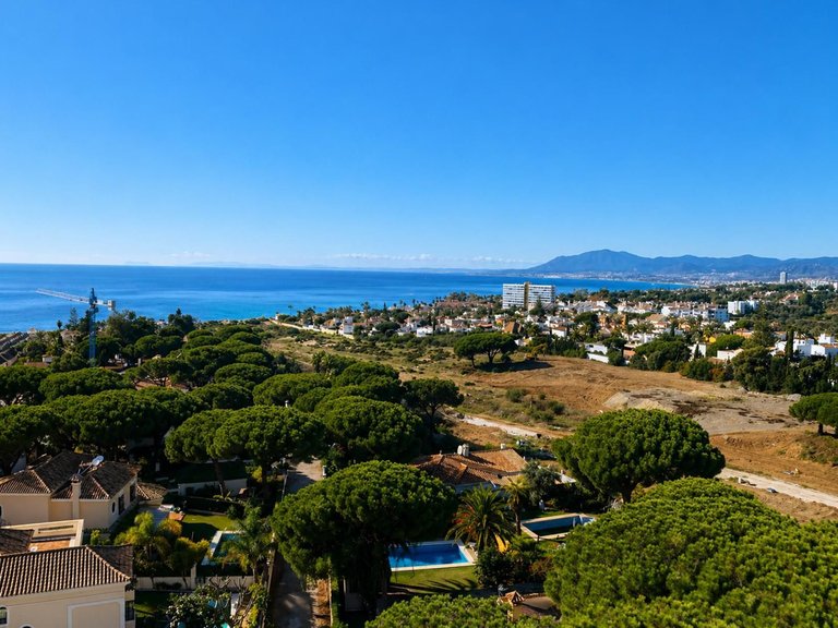 Apartment for Sale in Costabella, Malaga 10