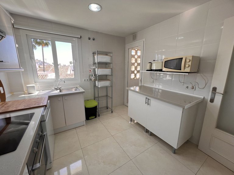 Apartment for Sale in Estepona, Malaga 9