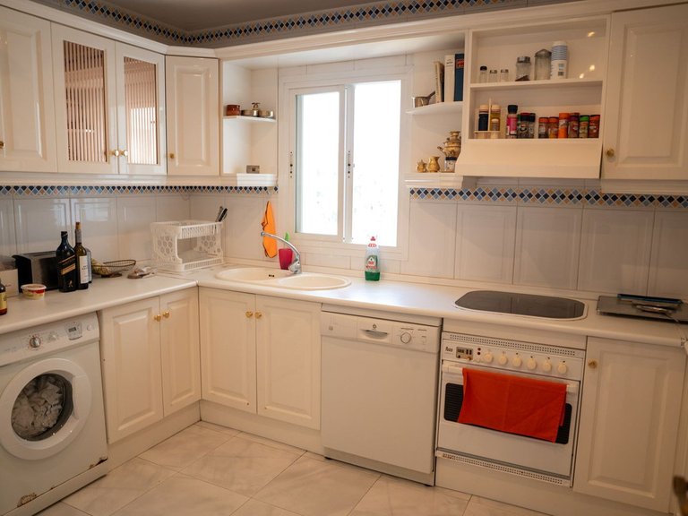 Apartment for Sale in Costa del Sol Puerto Banús, Malaga 16