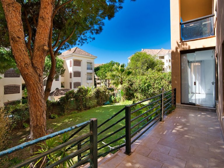 Apartment for Sale in Marbella, Malaga 15