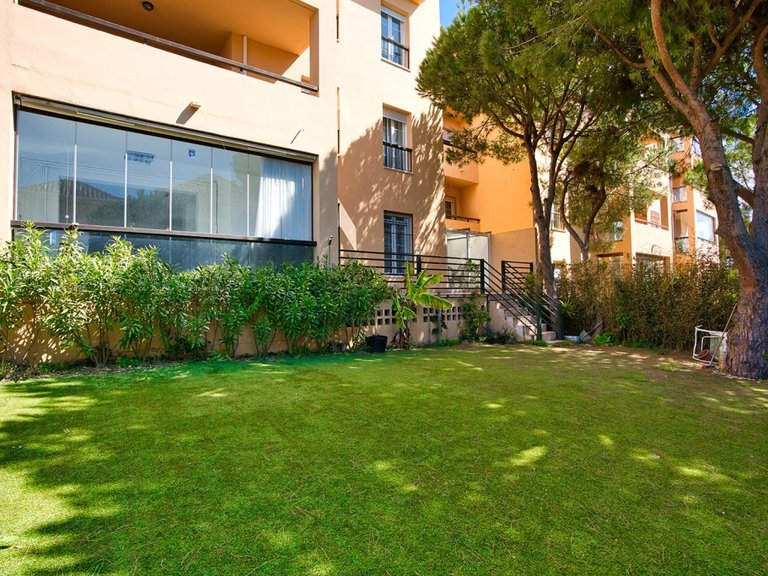 Apartment for Sale in Marbella, Malaga 16