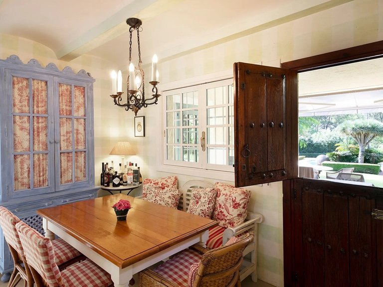 Villa for Sale in Sotogrande, Cadiz 12