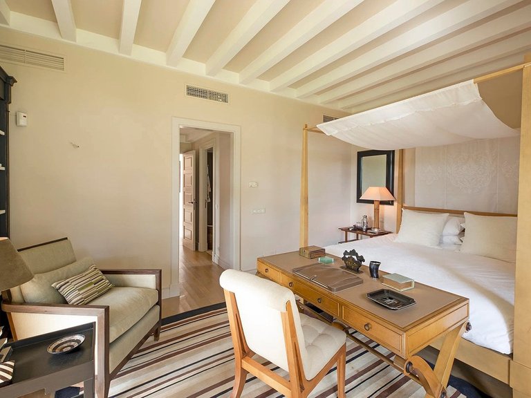 Villa for Sale in Sotogrande, Cadiz 34