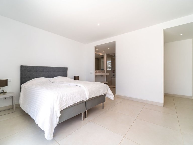 Apartment for Sale in Fuengirola, Malaga 23