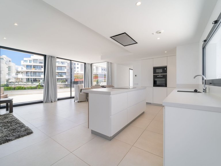 Apartment for Sale in Fuengirola, Malaga 3