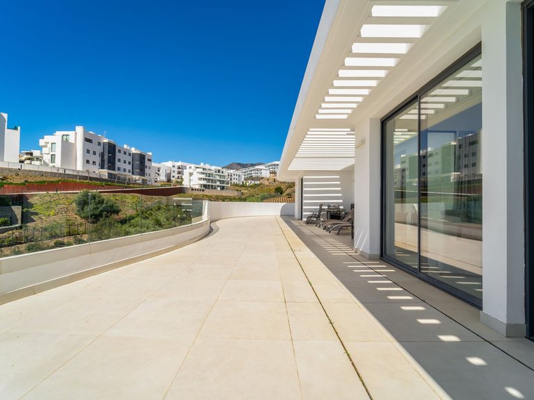Apartment for Sale in Fuengirola, Malaga 34