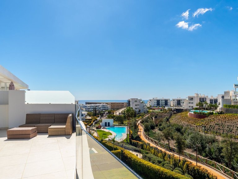 Apartment for Sale in Fuengirola, Malaga 38