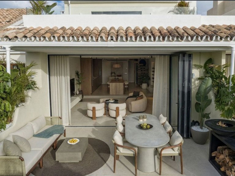 Town House for Sale in Costa del Sol Nueva Andalucía, Malaga 11
